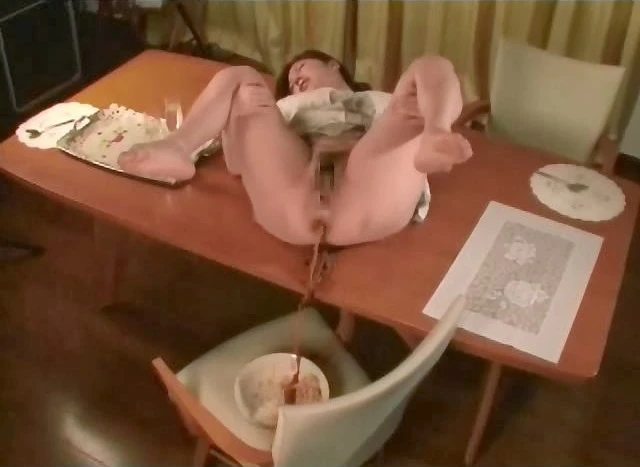 Japanese Girls Girls lesbian scat action. BFRD-02 [SD|2022]